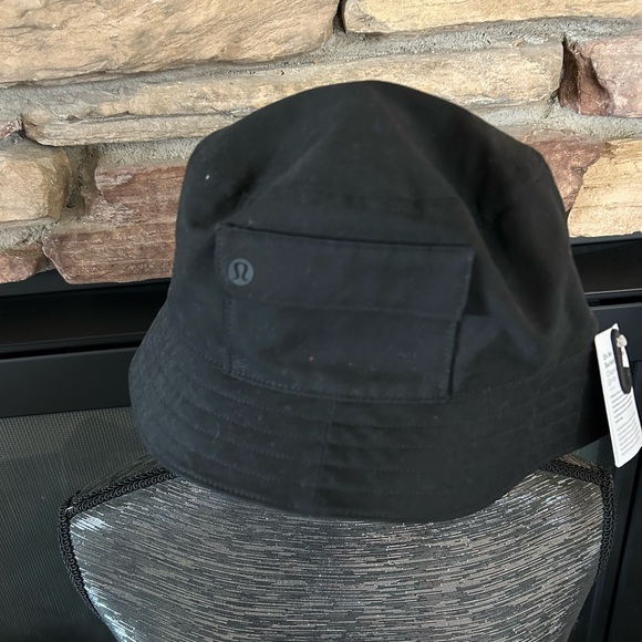 Lululemon Bucket Hat - Picture 1 of 4